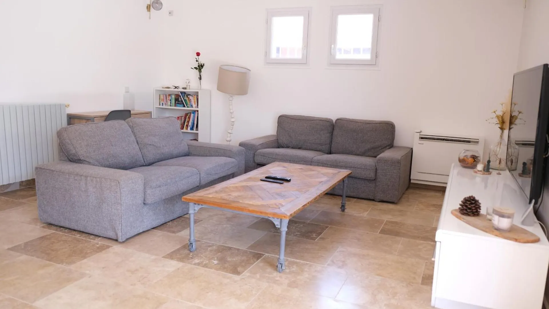 Pretty Detached House With Swimming Pool In The Village Of Mouries Villa