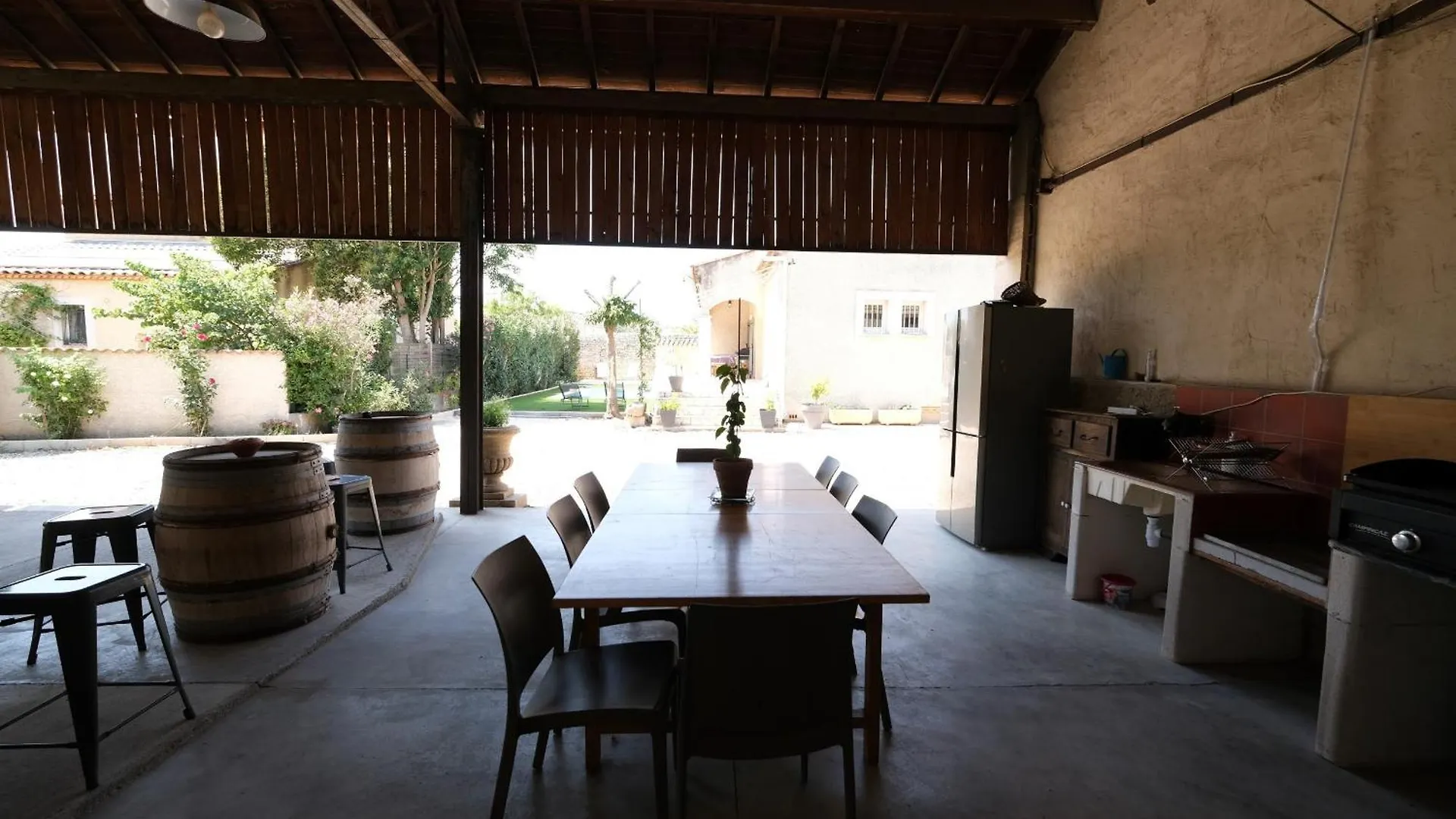 Villa Pretty Detached House With Swimming Pool In The Village Of Mouries